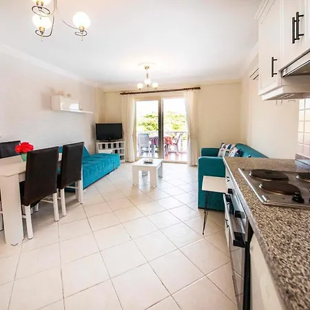 شقة Marvelous Flat 650 M To The With Shared Pool And Terrace In Bodrum *