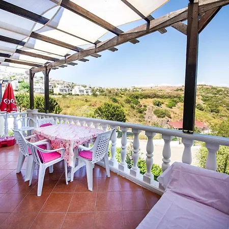 Marvelous Flat 650 M To The With Shared Pool And Terrace In Bodrum