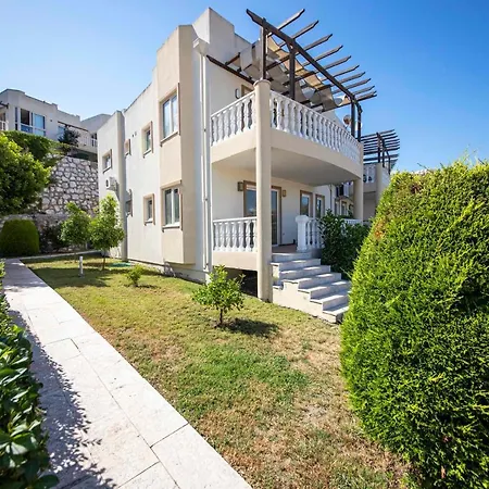 شقة Marvelous Flat 650 M To The With Shared Pool And Terrace In Bodrum *