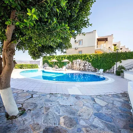 شقة Marvelous Flat 650 M To The With Shared Pool And Terrace In Bodrum *