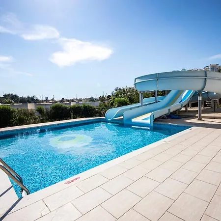 شقة Marvelous Flat 650 M To The With Shared Pool And Terrace In Bodrum بوغازيتْشي